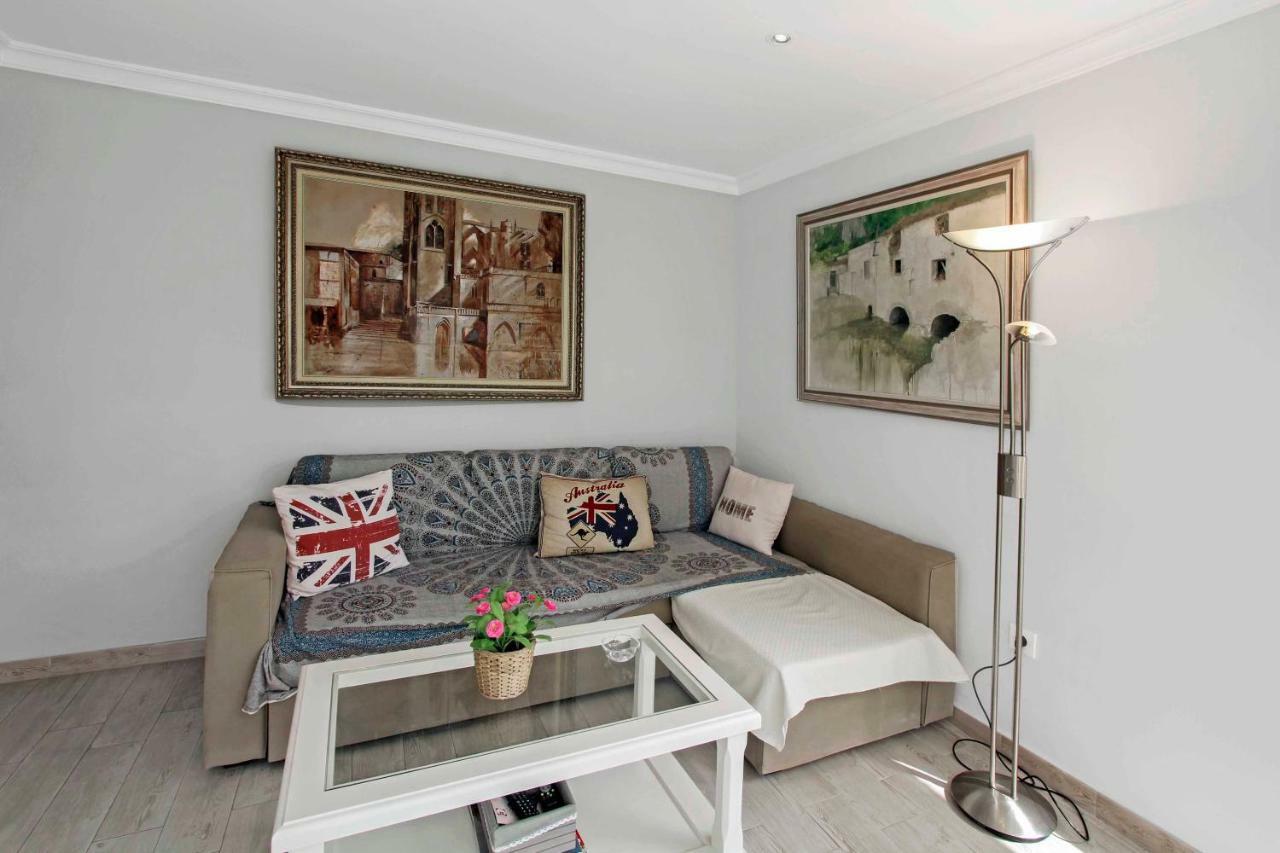 Charming In Appartement